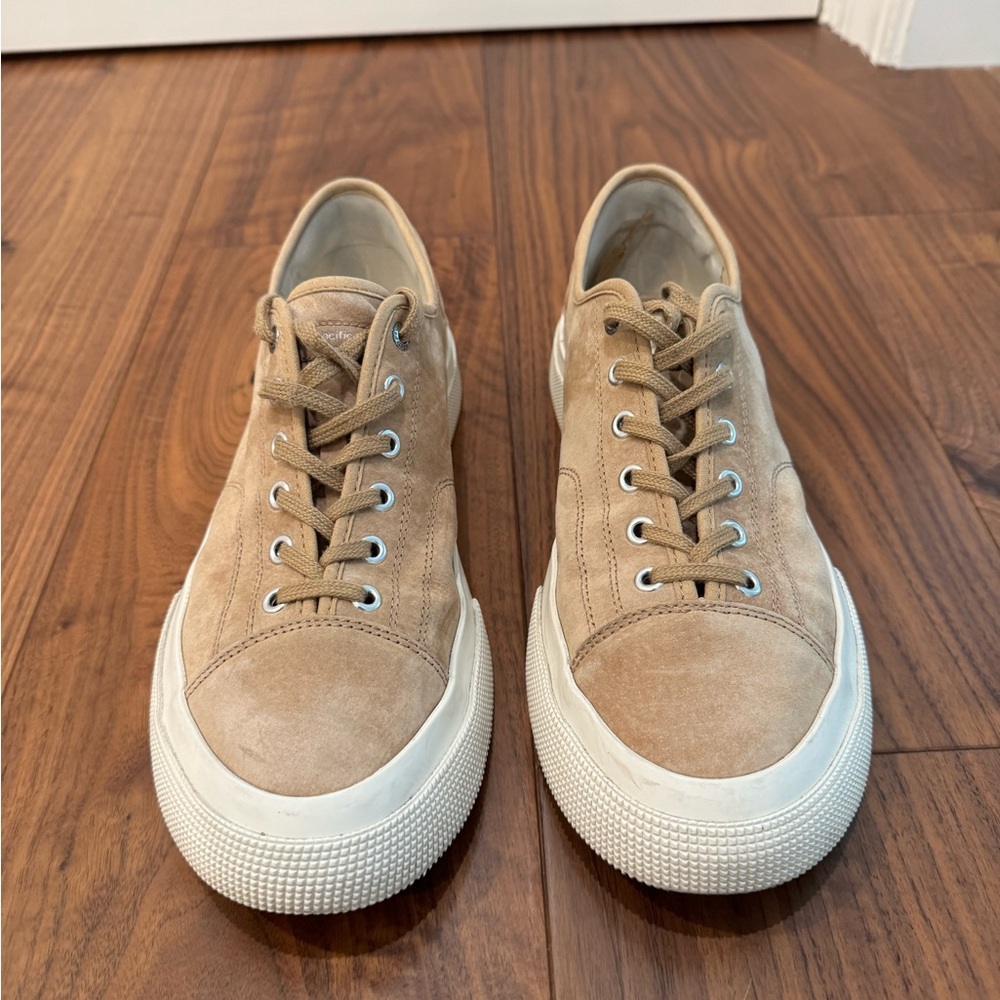 Classic Tan Men's Sneakers - East Pacific Trade SoHo Sneaker in Khaki